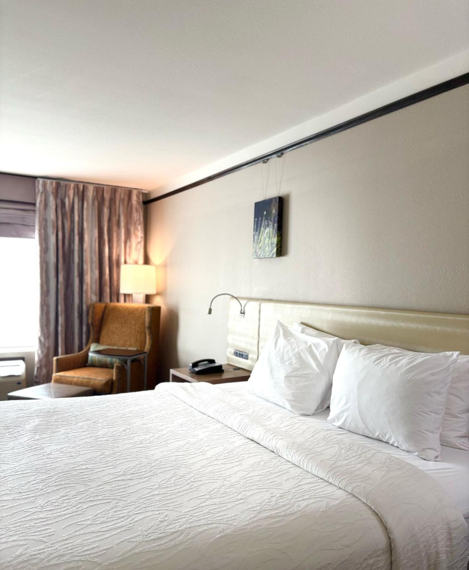 Kozy Hotel Houston North Westfield Eksteriør billede